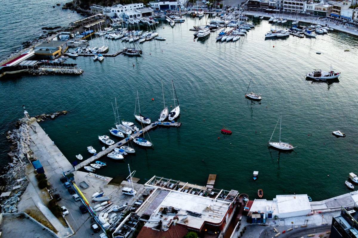Εταιρικό δείπνο στο Salty εστιατόριο Πειραιά